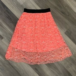 LuLaRoe coral lace Lola midi skirt size S - EUC!